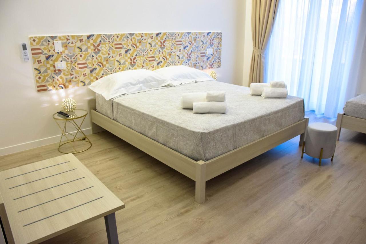 Accomodati B&B Marina di Gioiosa Ionica Eksteriør billede