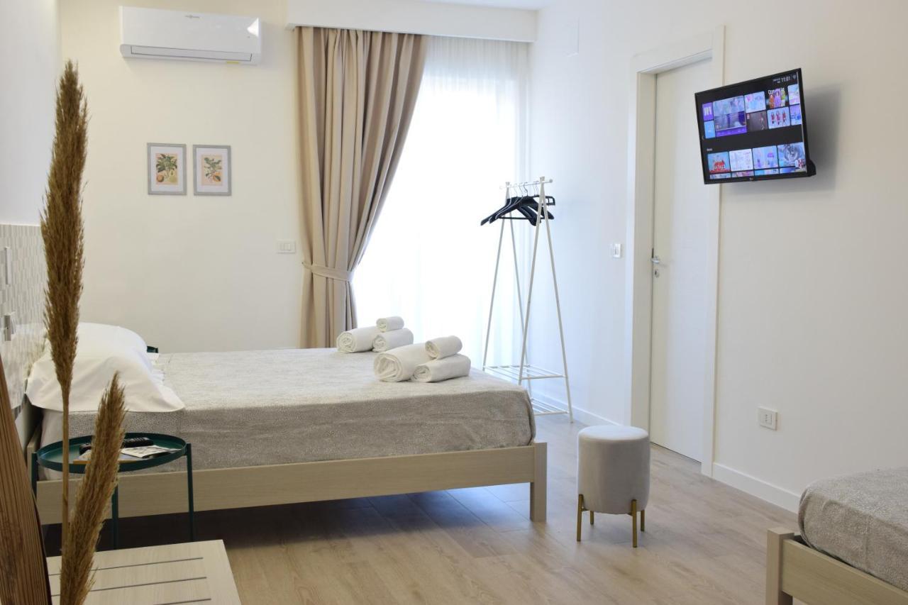 Accomodati B&B Marina di Gioiosa Ionica Eksteriør billede