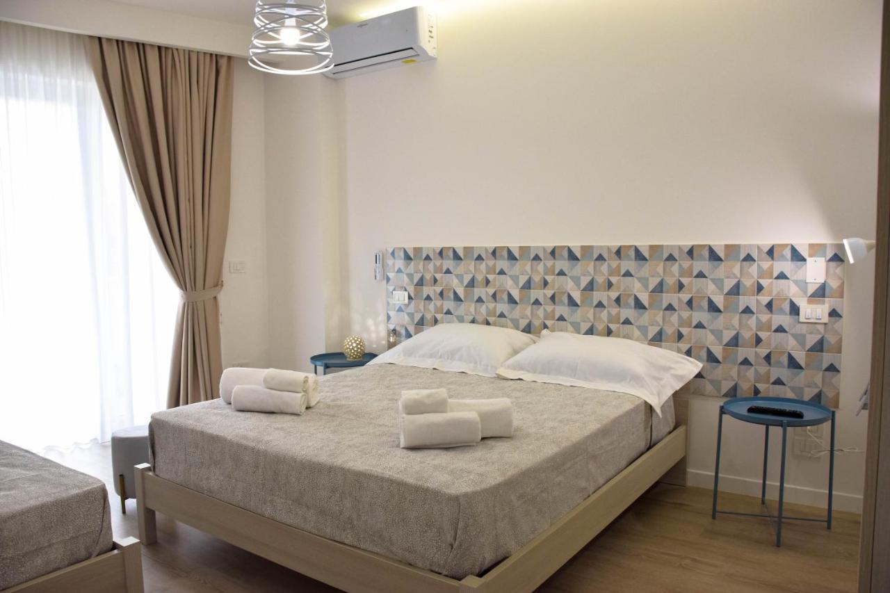 Accomodati B&B Marina di Gioiosa Ionica Eksteriør billede