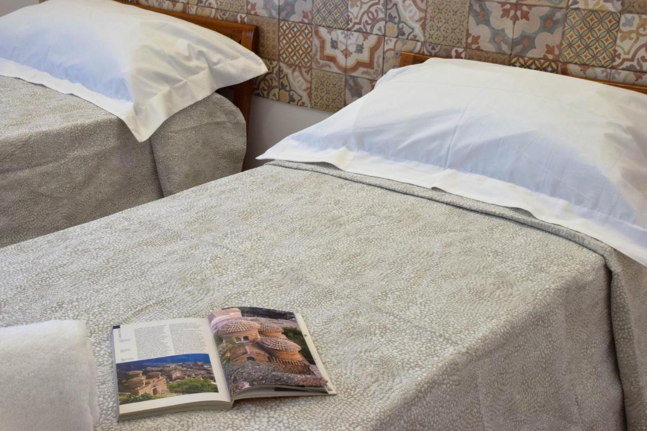 Accomodati B&B Marina di Gioiosa Ionica Eksteriør billede
